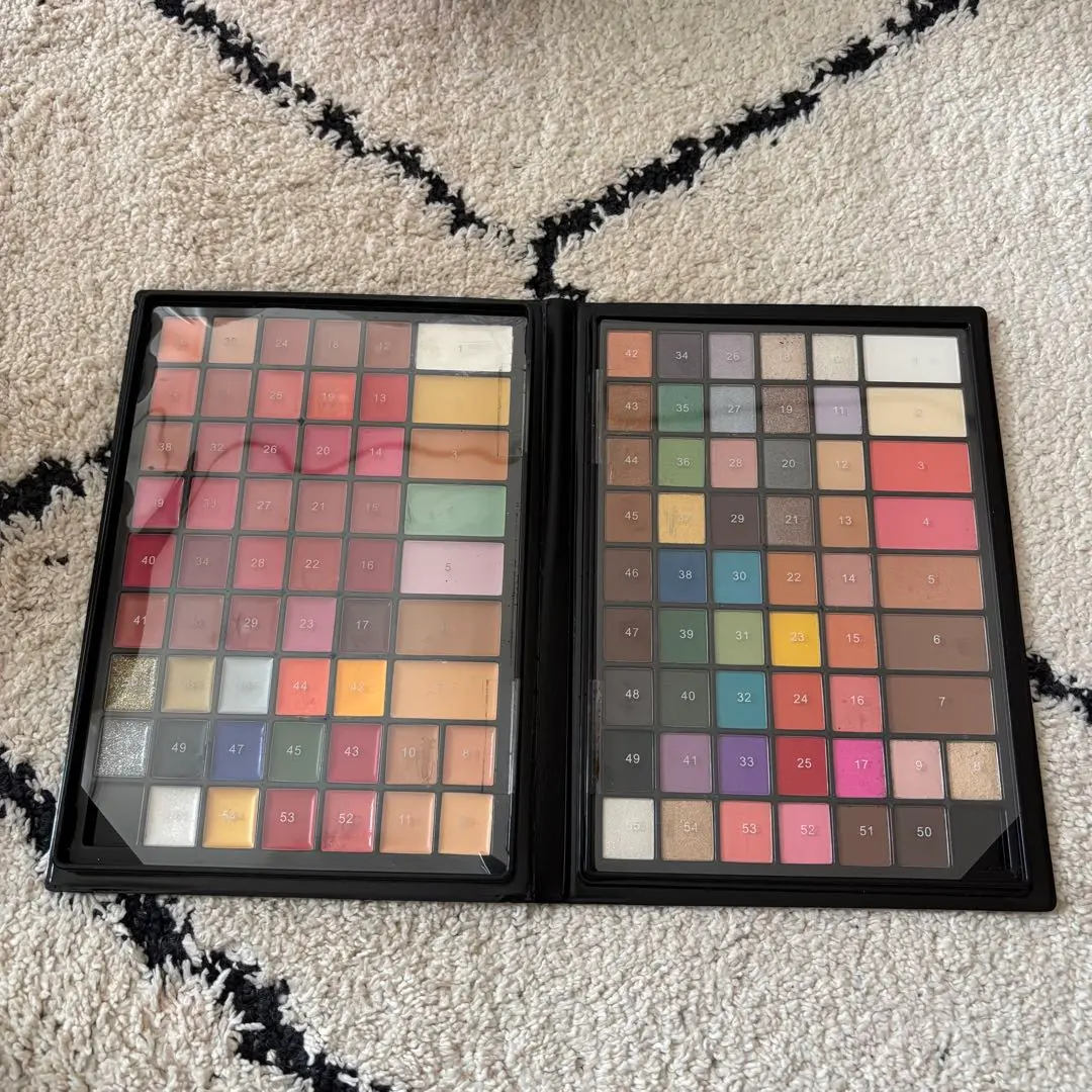 2026年最新】ledom メイクパレットの人気アイテム - メルカリ