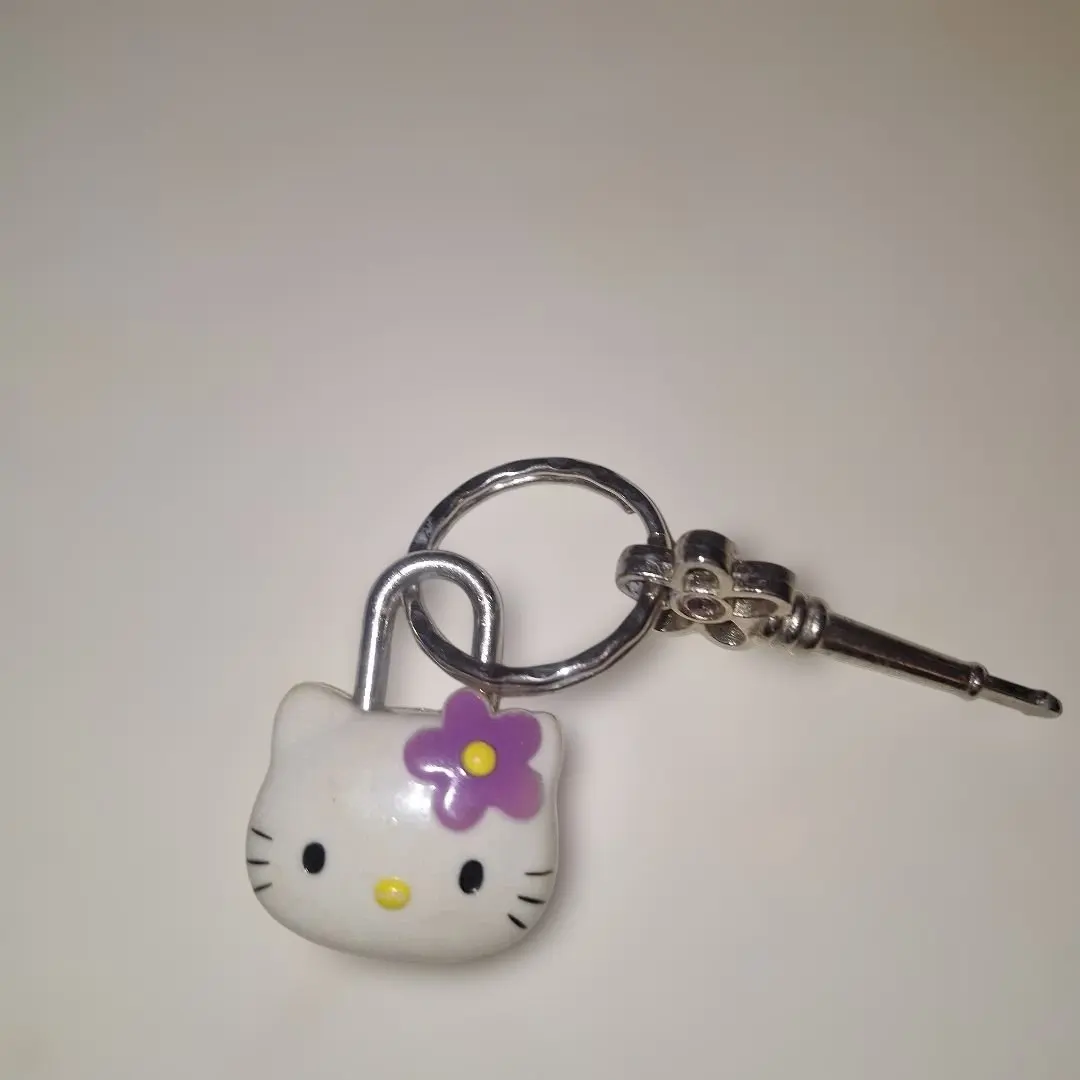 2026年最新】ハローキティ南京錠の人気アイテム - メルカリ