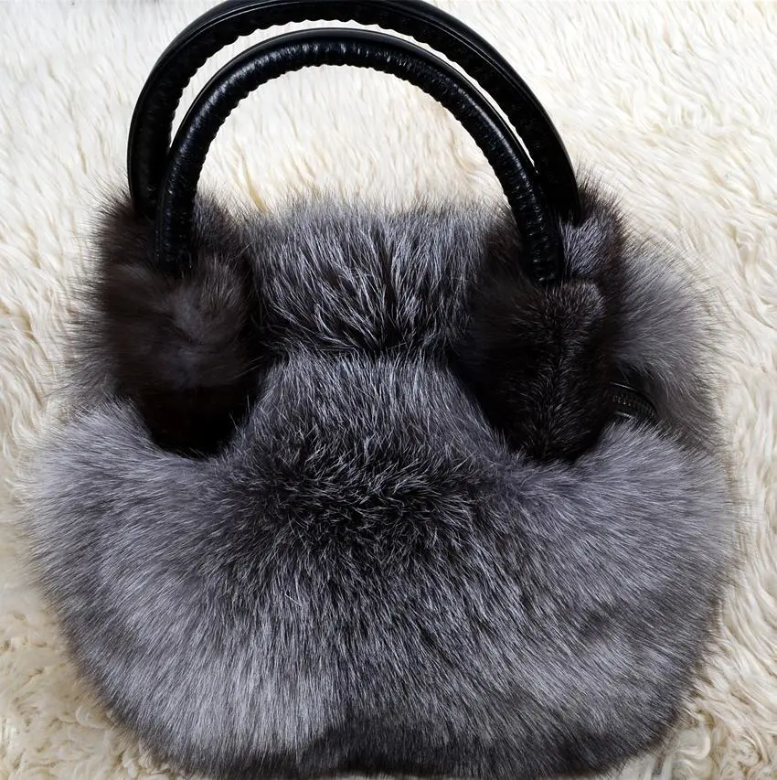 2026年最新】ファー バッグ シルバーフォックスの人気アイテム - メルカリ