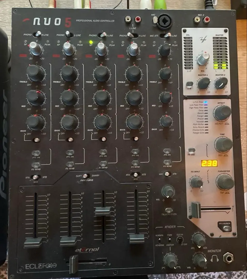 m18299190642_1.jpg?1766196521