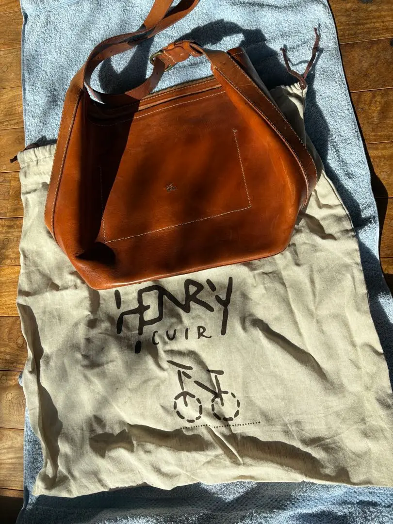 2026年最新】アンリクイール HENRYの人気アイテム - メルカリ