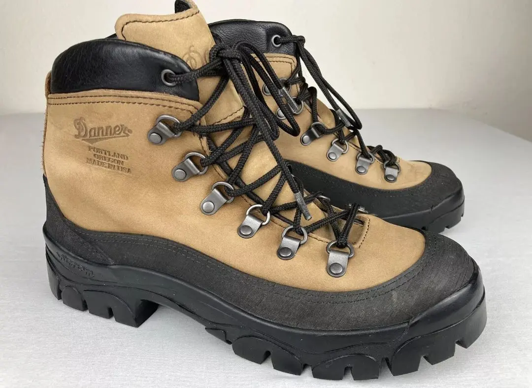 2026年最新】DANNERダナーコンバットハイカーの人気アイテム - メルカリ