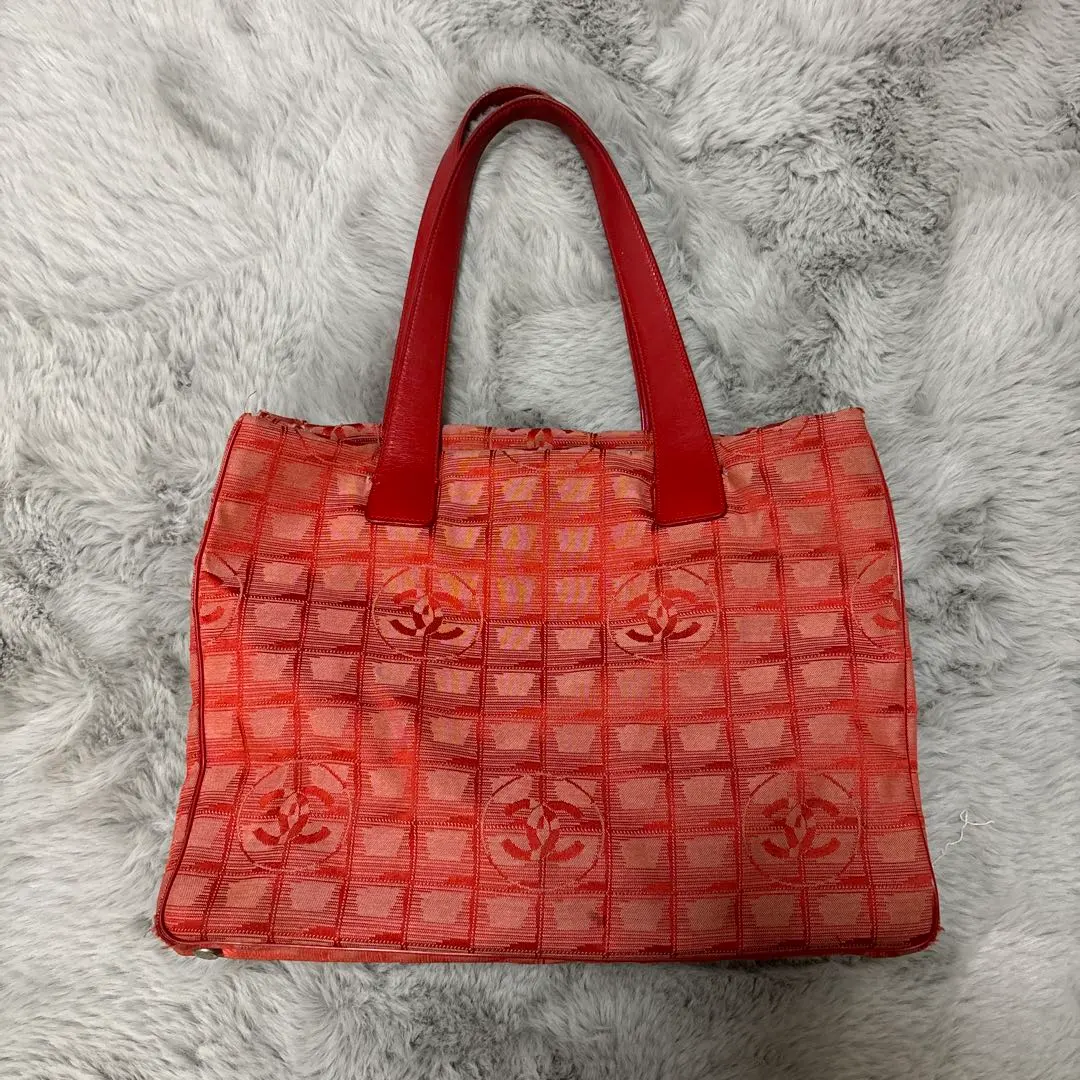 2026年最新】CHANEL カラー：レッド系 トートバッグの人気アイテム