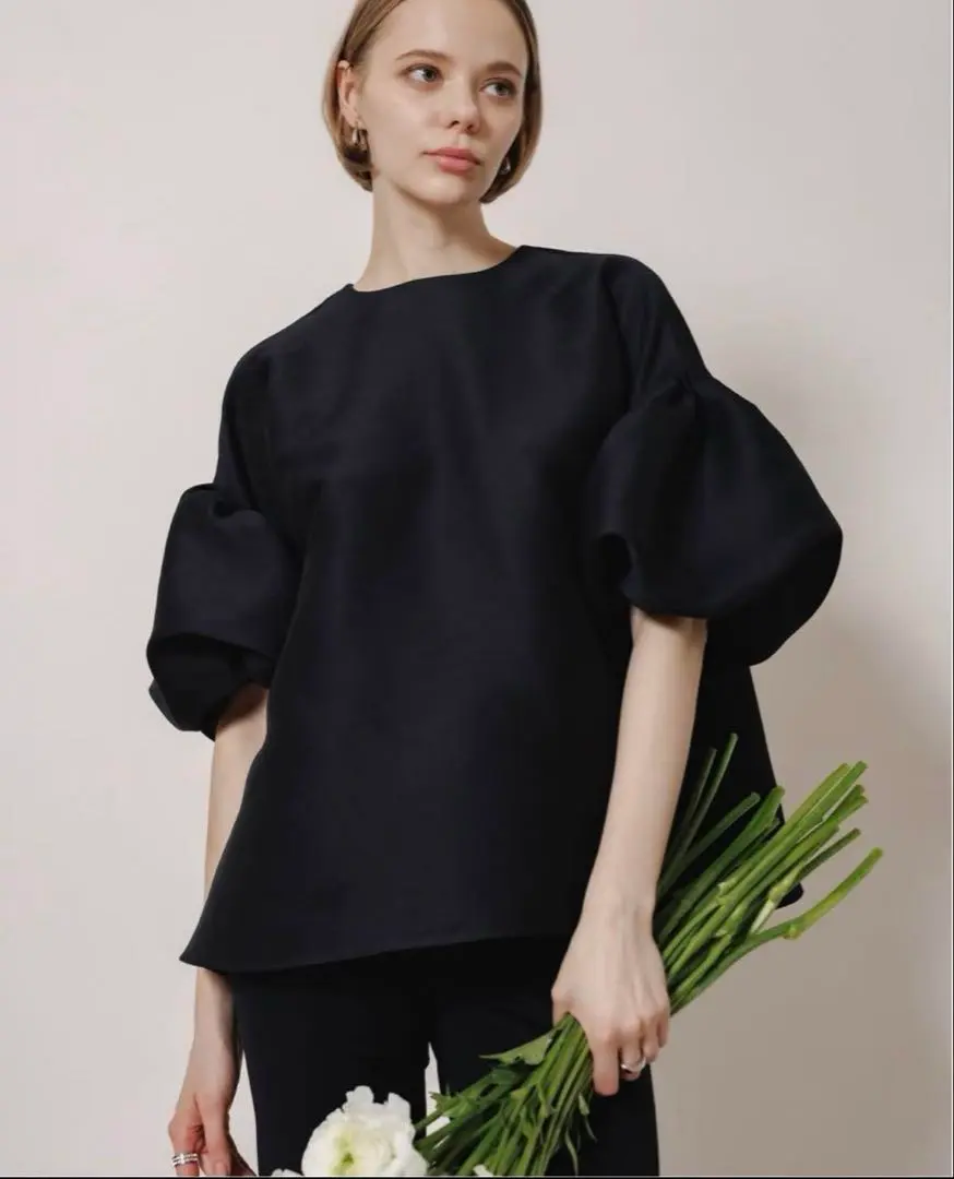 2026年最新】yori ホイップカラーブラウスの人気アイテム - メルカリ