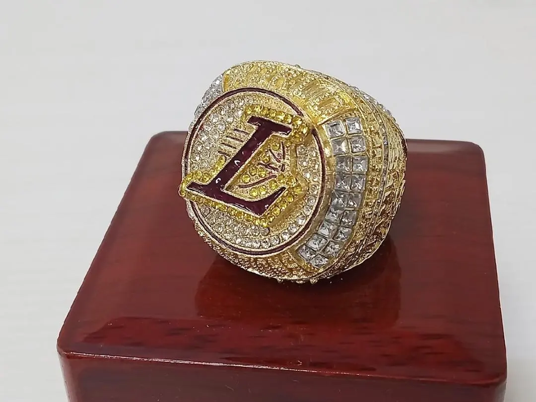 2026年最新】nba チャンピオンリングの人気アイテム - メルカリ