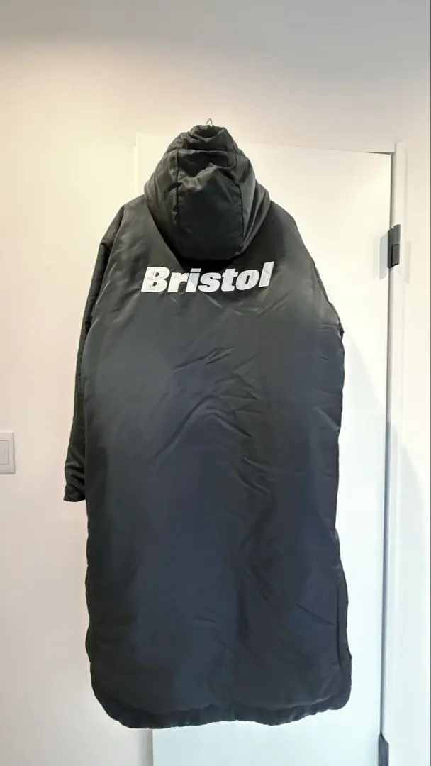 2026年最新】fcrb ベンチコートの人気アイテム - メルカリ