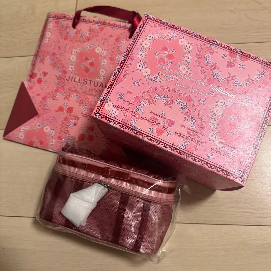 2026年最新】JillSTUART クリスマスコフレ 2024 ショッパーの人気