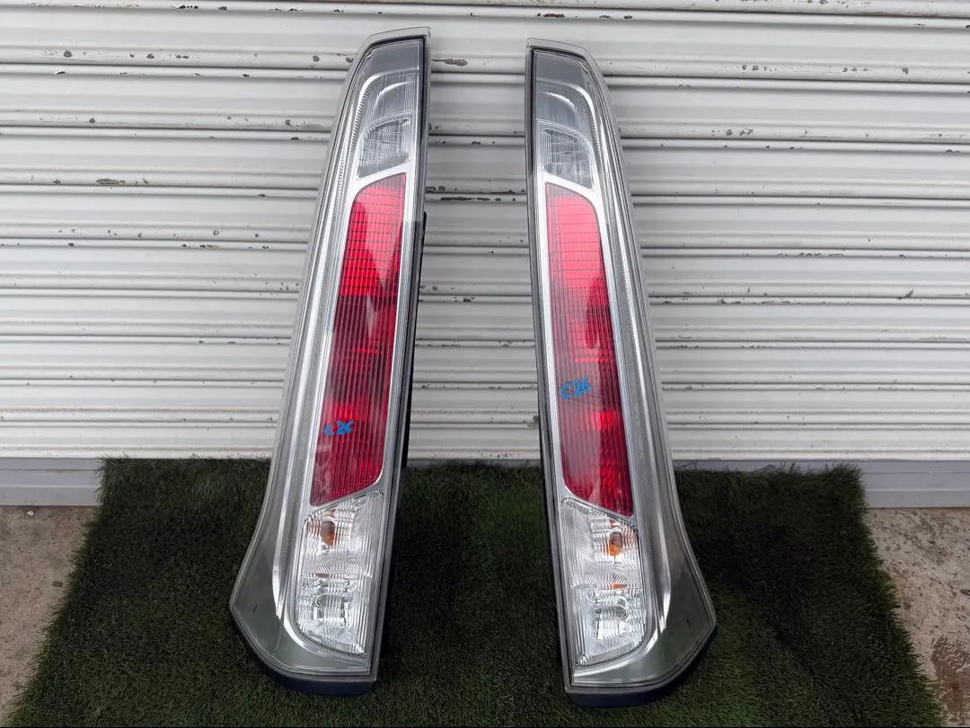 2026年最新】セレナ C27 純正 テールの人気アイテム - メルカリ