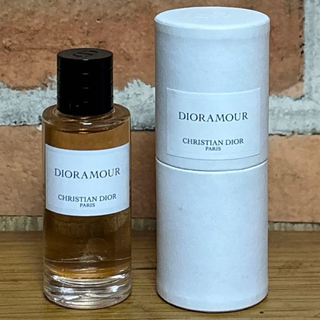 2026年最新】ディオラムール香水の人気アイテム - メルカリ