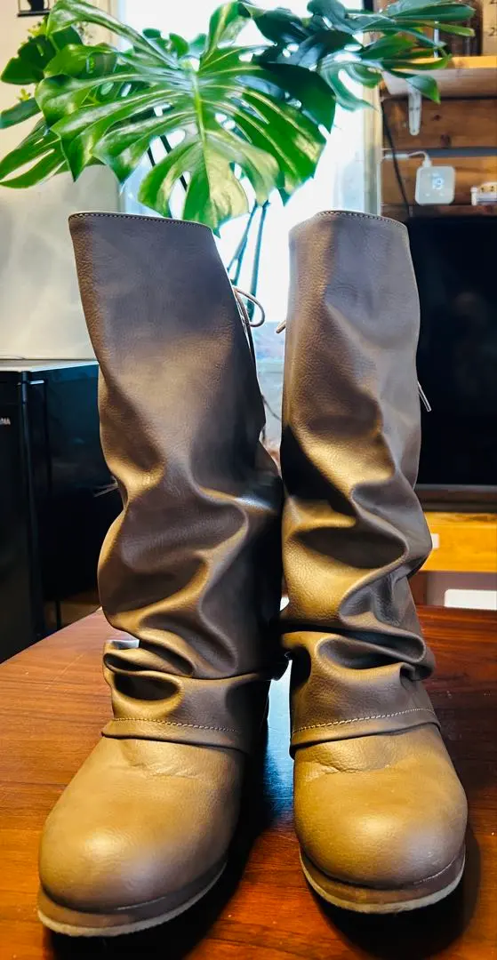 2026年最新】可愛いナウシカブーツの人気アイテム - メルカリ