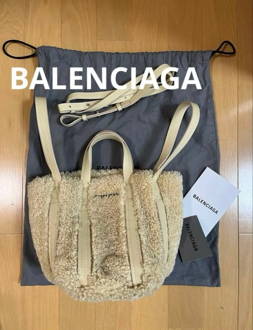 2026年最新】バレンシアガ ボア バッグの人気アイテム - メルカリ