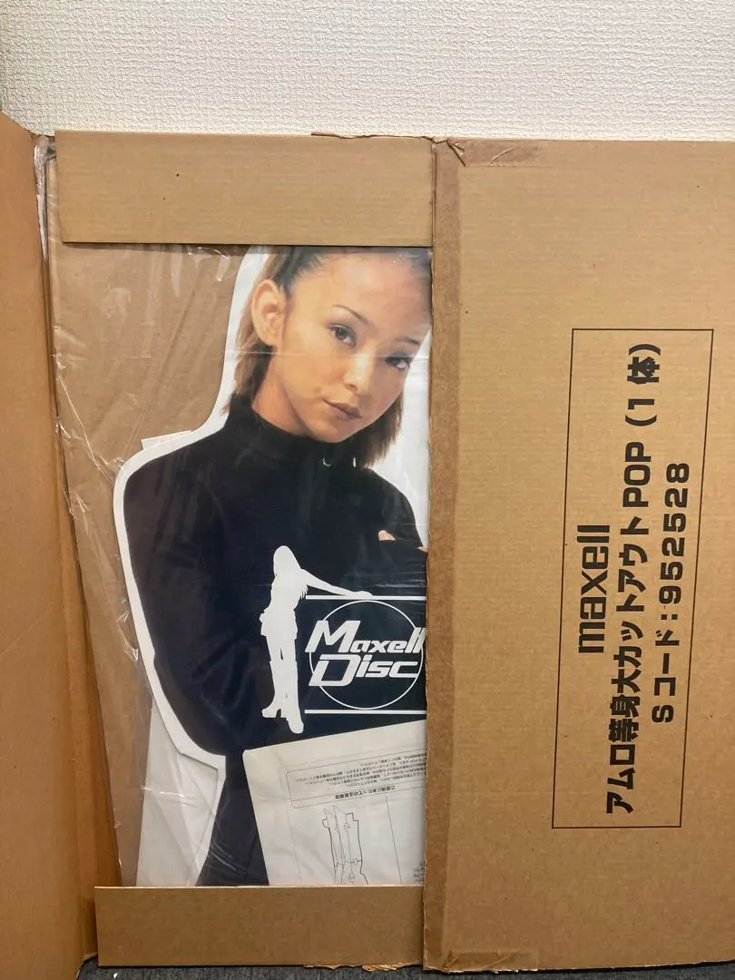 2026年最新】安室奈美恵 等身大の人気アイテム - メルカリ