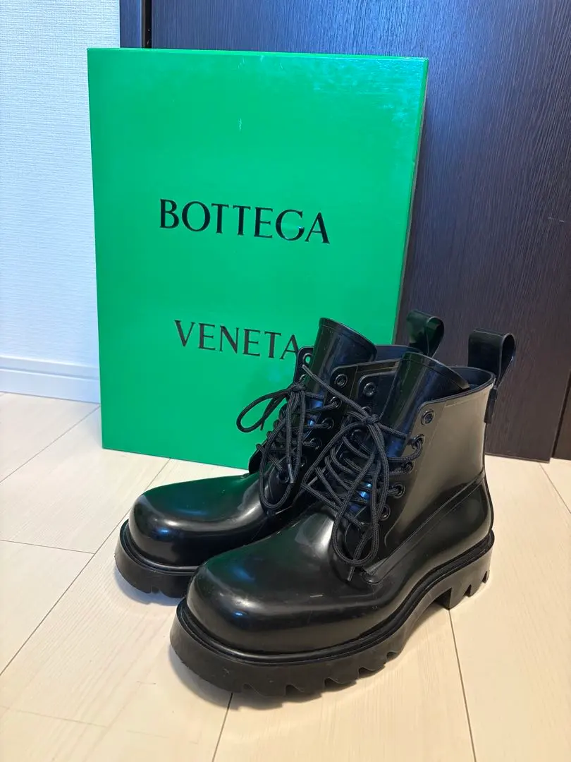 2026年最新】BOTTEGA VENETA STRIDE の人気アイテム - メルカリ