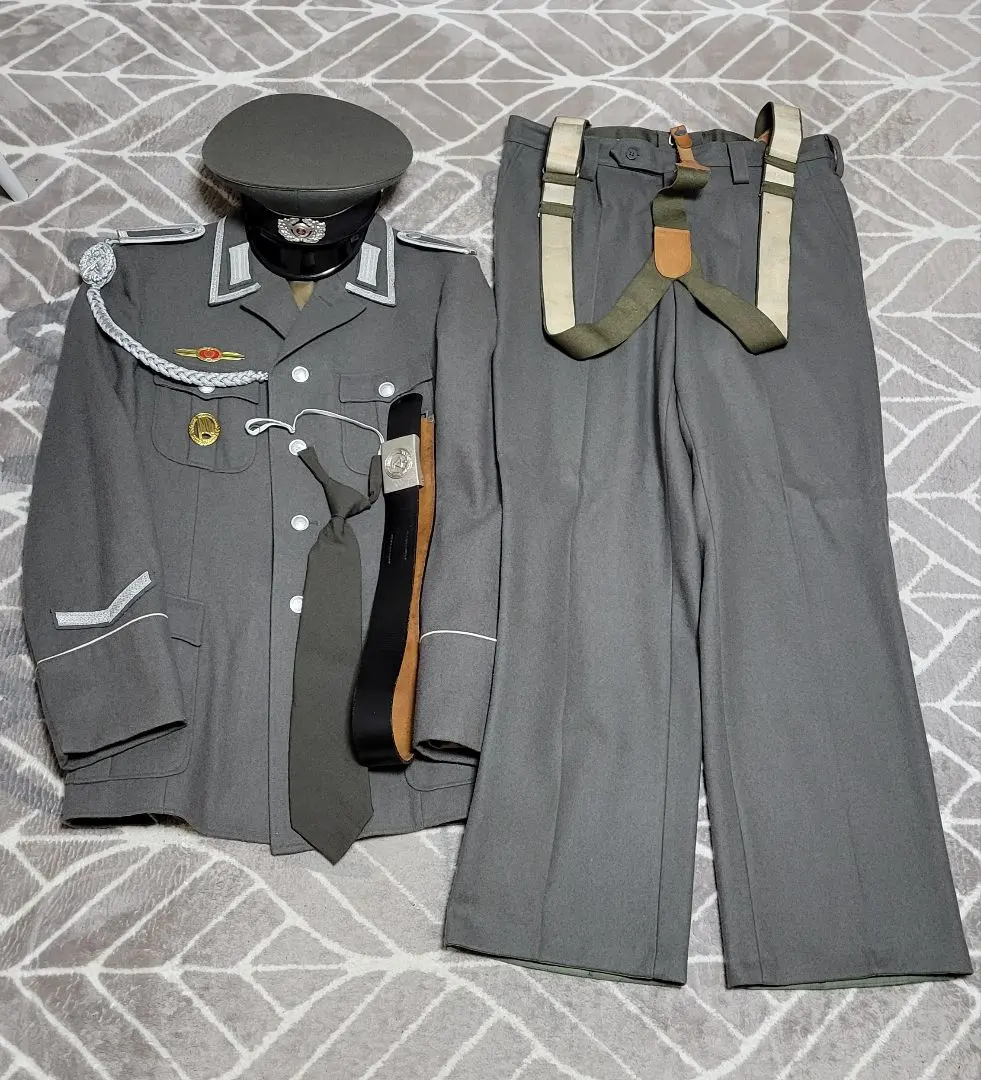 2026年最新】東ドイツ軍制服の人気アイテム - メルカリ