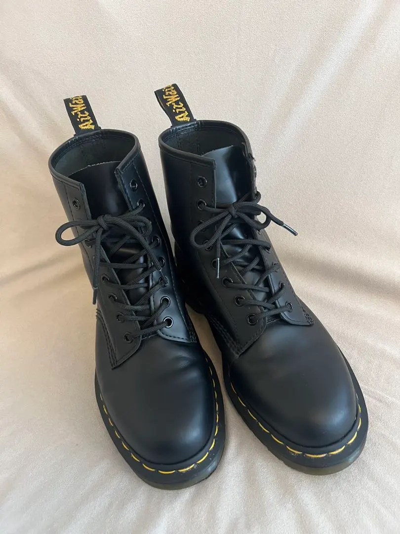 2026年最新】ドクターマーチン 10072 8ホールの人気アイテム - メルカリ