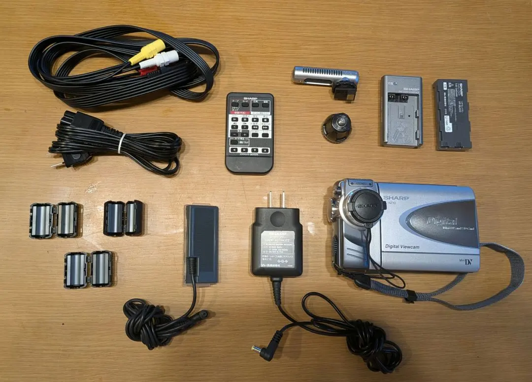 2026年最新】SHARP その他特徴：充電器付き ビデオカメラ本体の人気