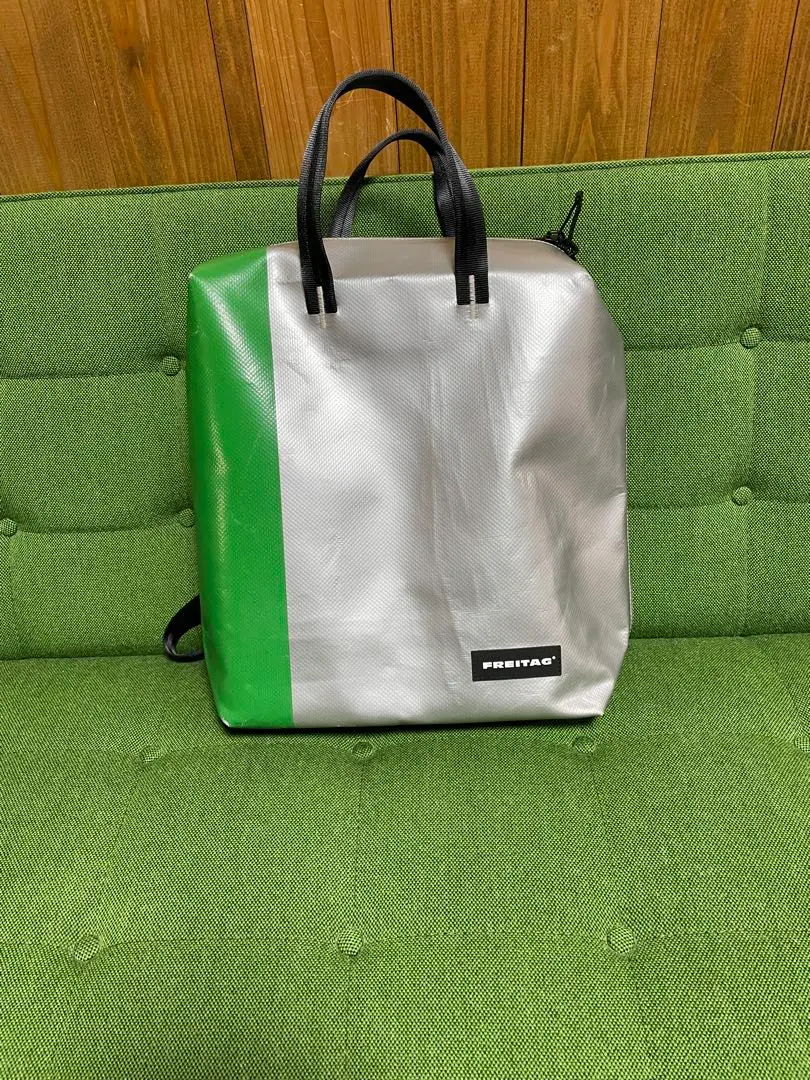 2026年最新】pete freitagの人気アイテム - メルカリ