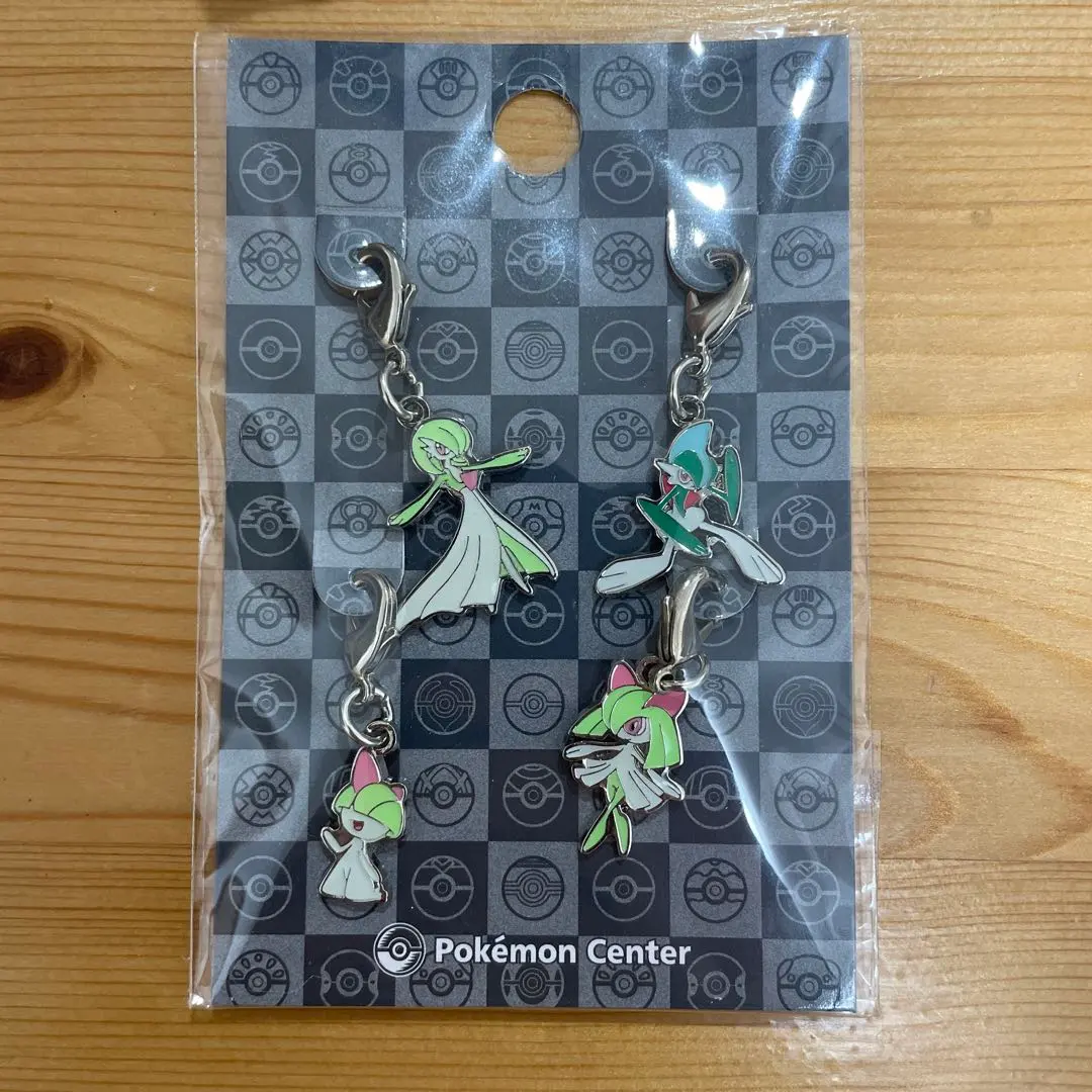 2026年最新】サーナイトメタルチャームの人気アイテム - メルカリ