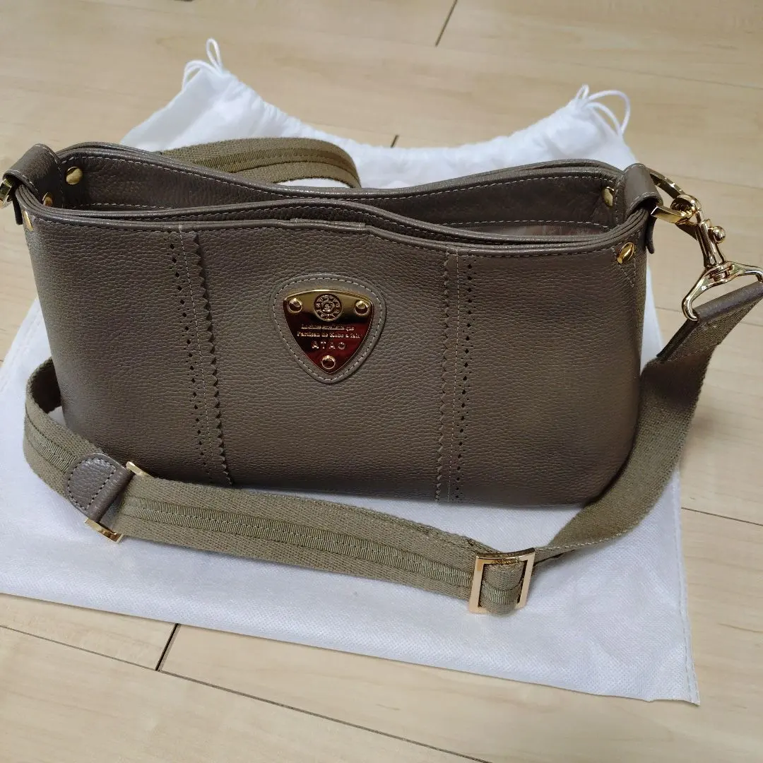 2026年最新】atao バッグ chivyの人気アイテム - メルカリ