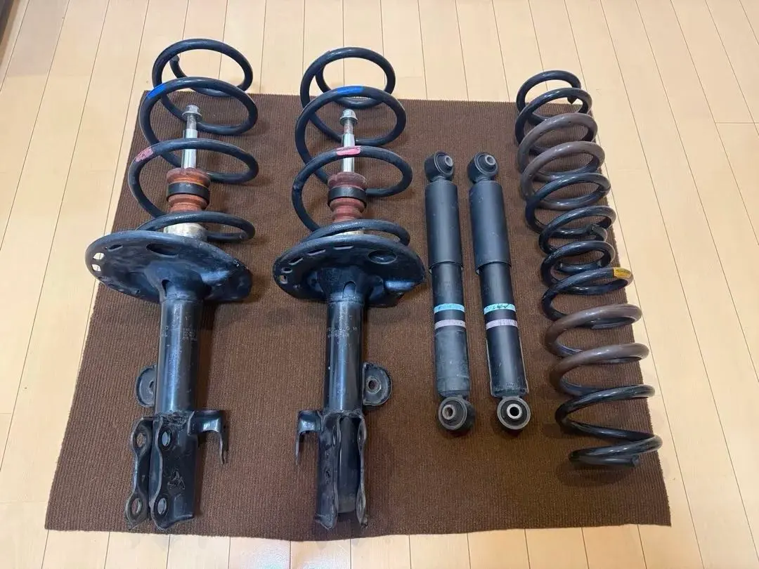 2026年最新】ハリアー 純正サスの人気アイテム - メルカリ