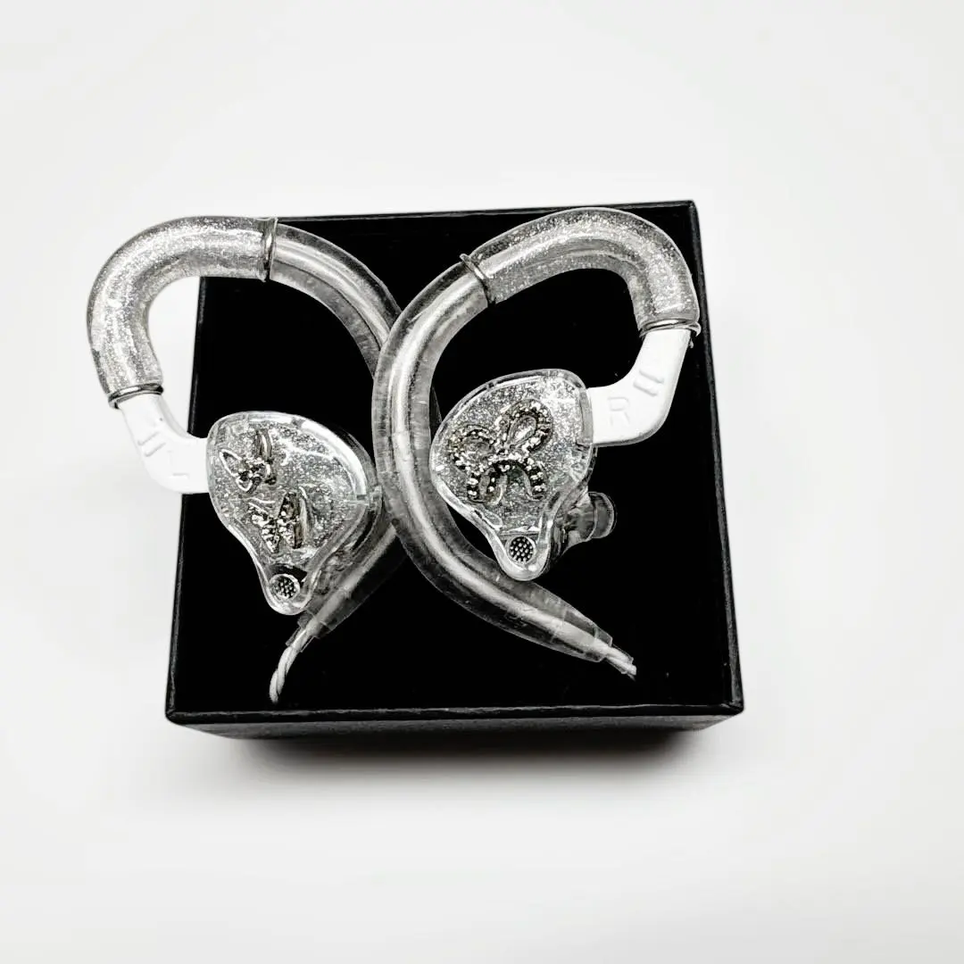 2026年最新】イヤモニ風イヤホンの人気アイテム - メルカリ