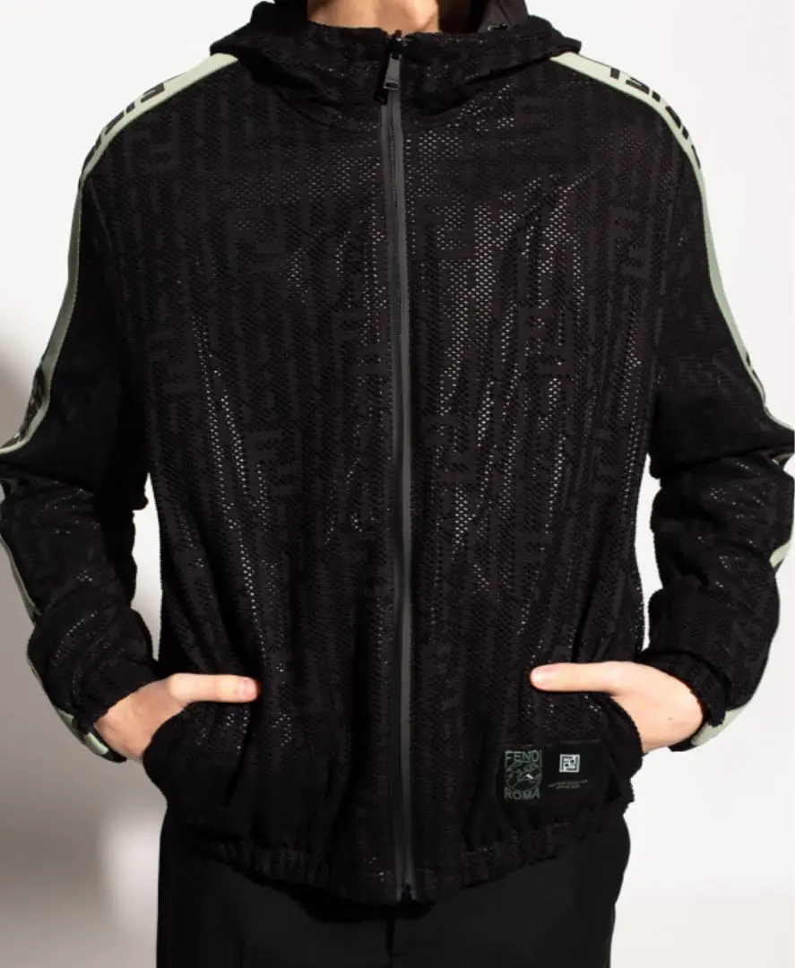 2026年最新】Fendi ナイロンジャケットの人気アイテム - メルカリ