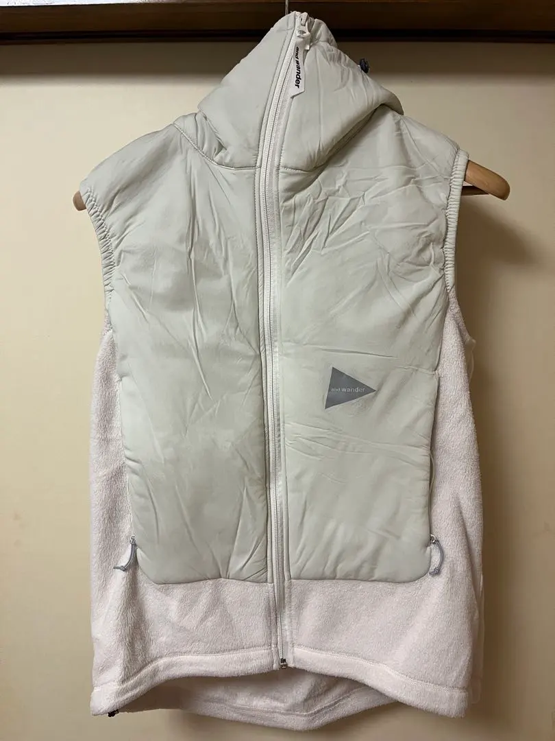 2026年最新】And wander ベストの人気アイテム - メルカリ