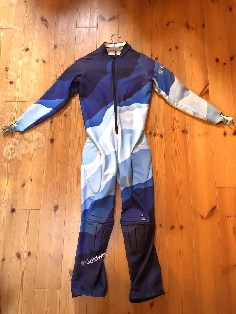 2026年最新】スキー ワンピース ゴールドウィンの人気アイテム - メルカリ