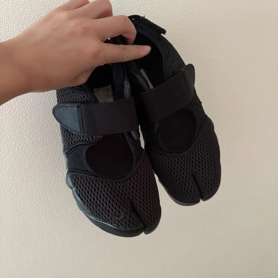 2026年最新】nike エアリフト 24 オールブラックの人気アイテム - メルカリ