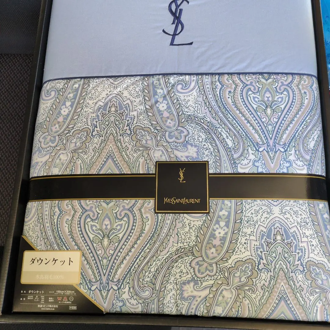 2026年最新】イヴサンローラン ダウンケット の人気アイテム - メルカリ