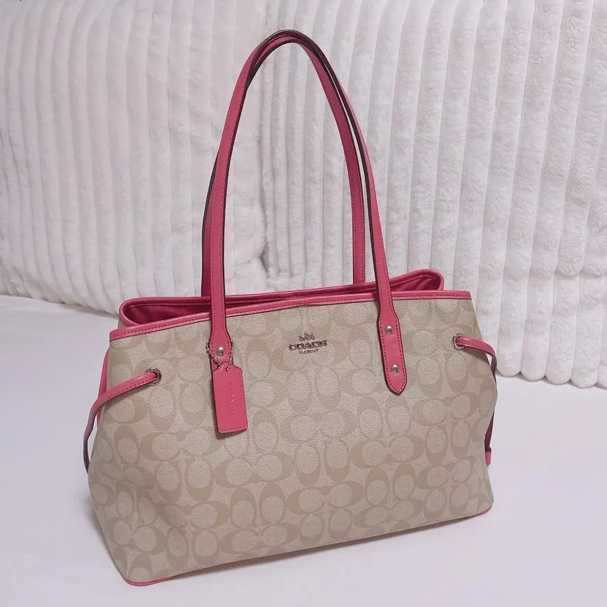 2026年最新】coach グレースキャリーオールの人気アイテム - メルカリ