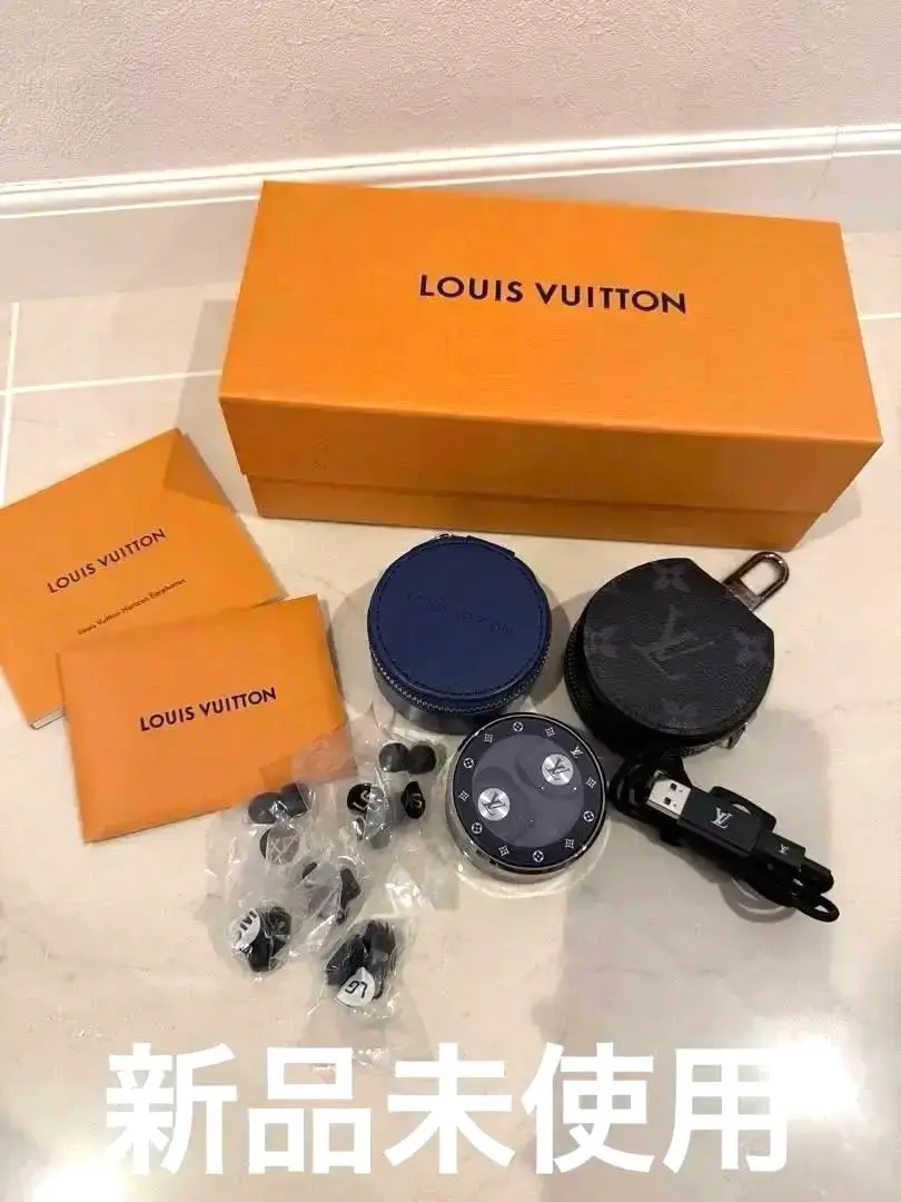 2026年最新】LOUIS VUITTON イヤホンケースの人気アイテム - メルカリ