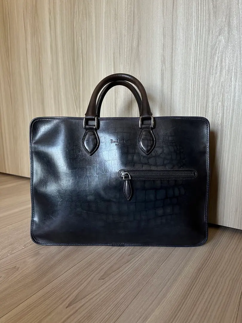 2026年最新】ベルルッティ ドゥジュールの人気アイテム - メルカリ