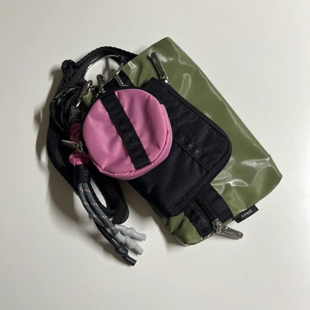 2026年最新】lesportsac×ameri multi pouchの人気アイテム - メルカリ