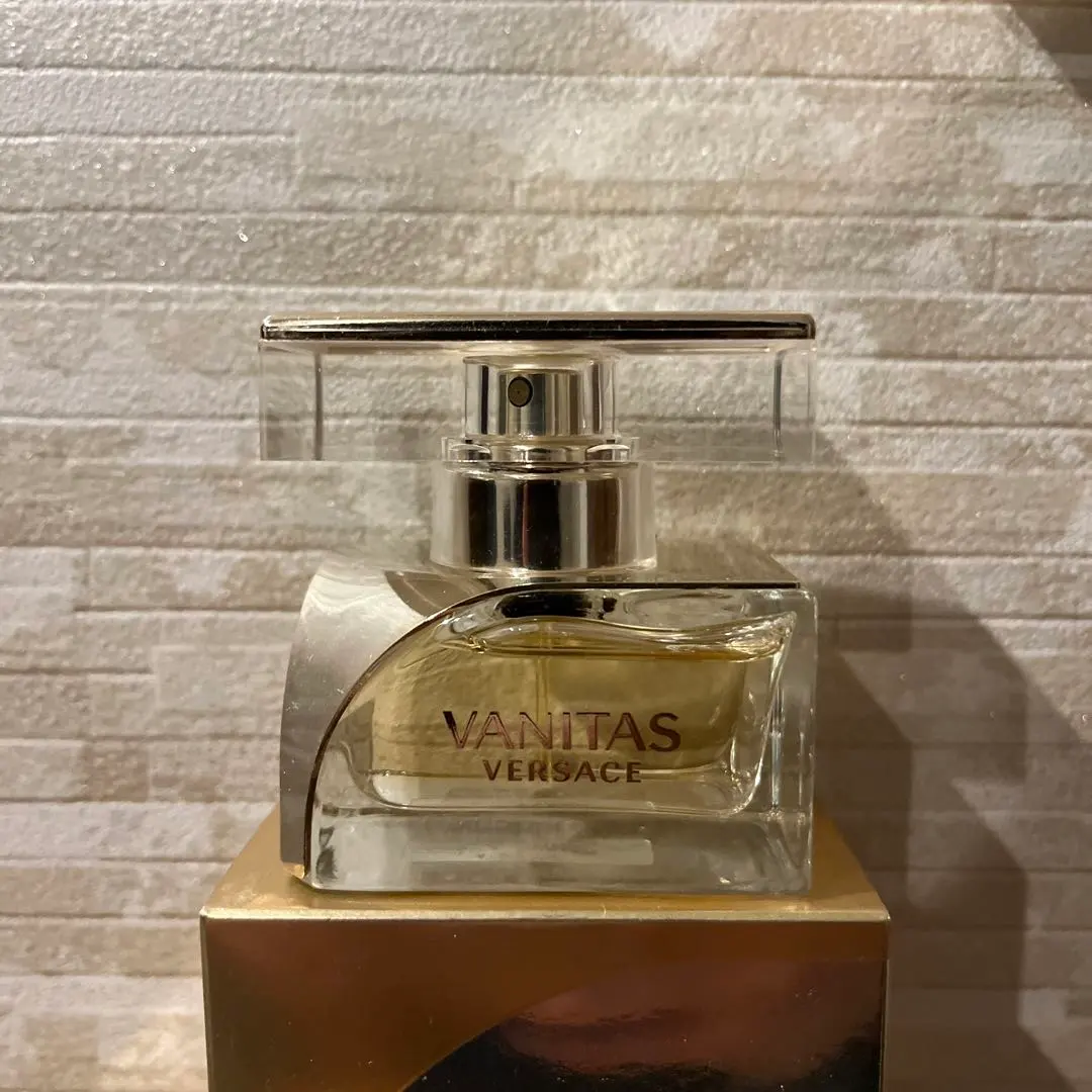 2026年最新】ヴェルサーチ 香水 ヴァニタスの人気アイテム - メルカリ