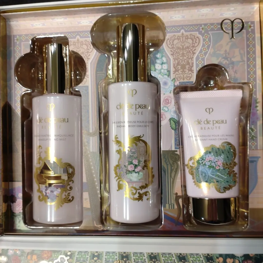 2026年最新】コフレラディユースティルロココの人気アイテム - メルカリ