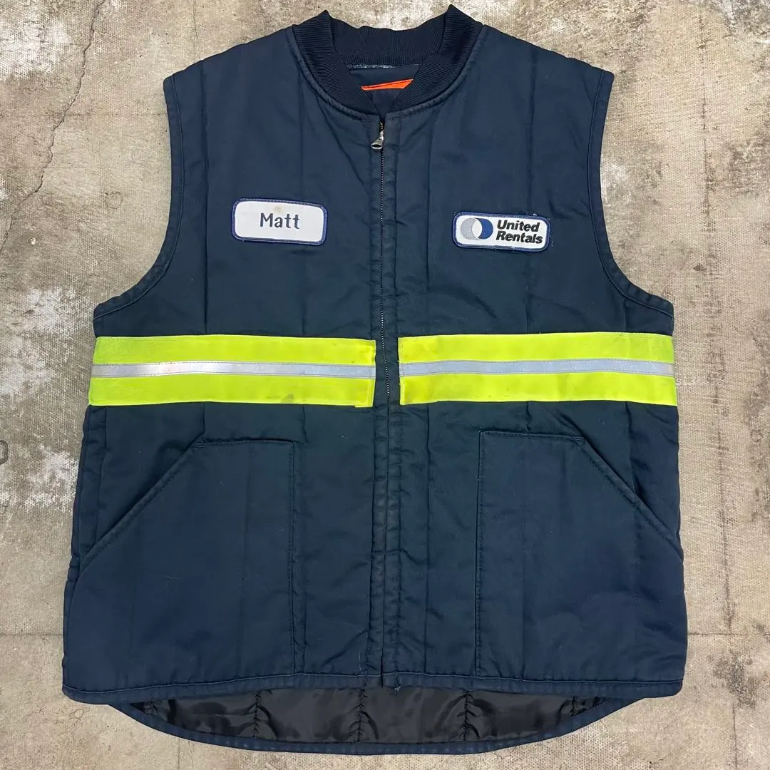 2026年最新】CiNTAS ベストの人気アイテム - メルカリ