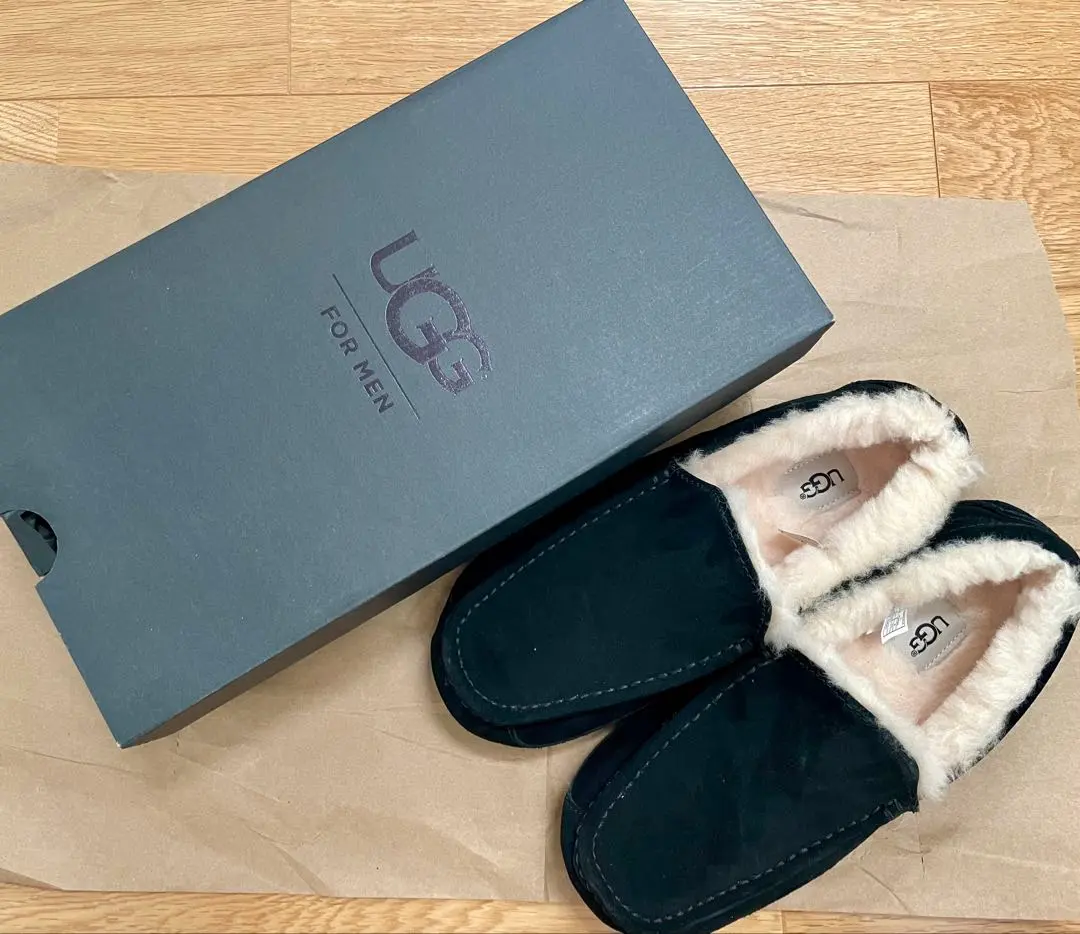 2026年最新】UGG カラー：ブラック系 モカシン・デッキシューズの人気