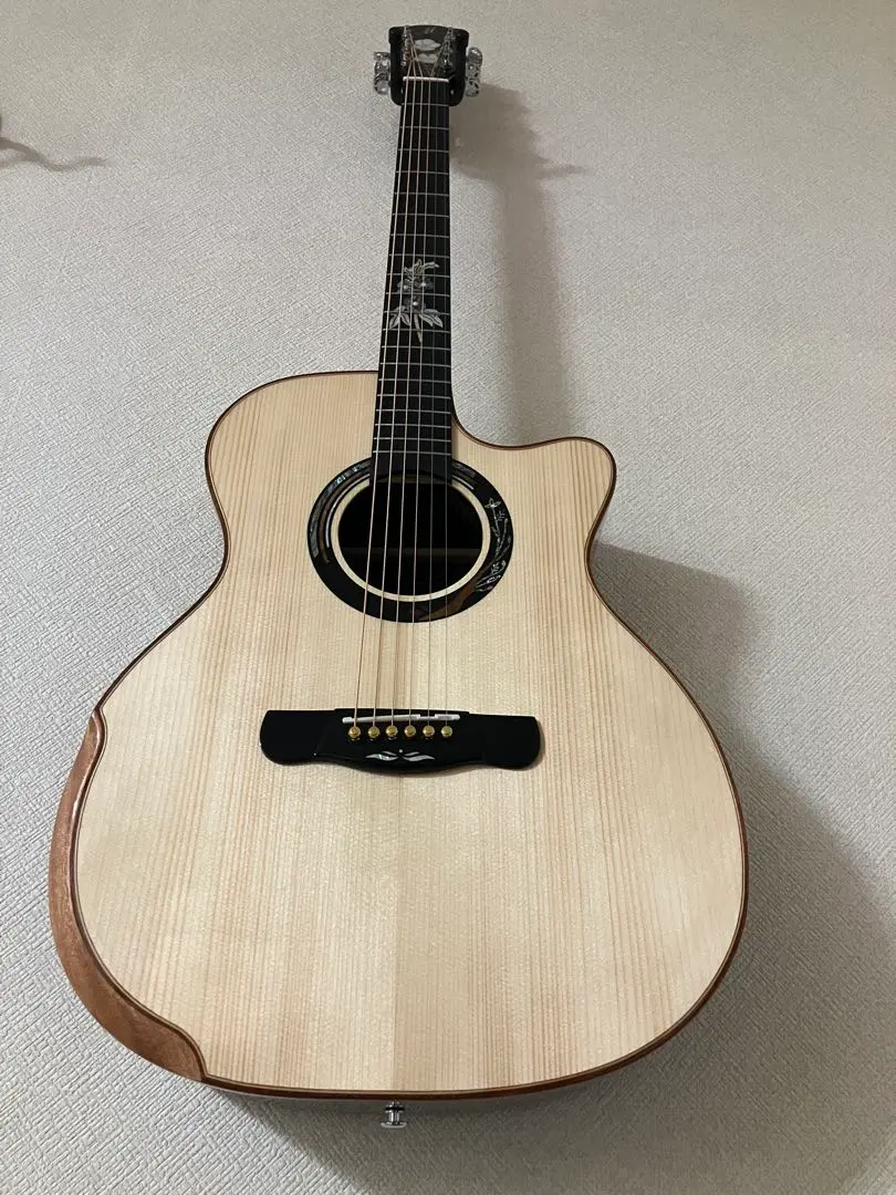 2026年最新】MERIDA アコースティックギターの人気アイテム - メルカリ
