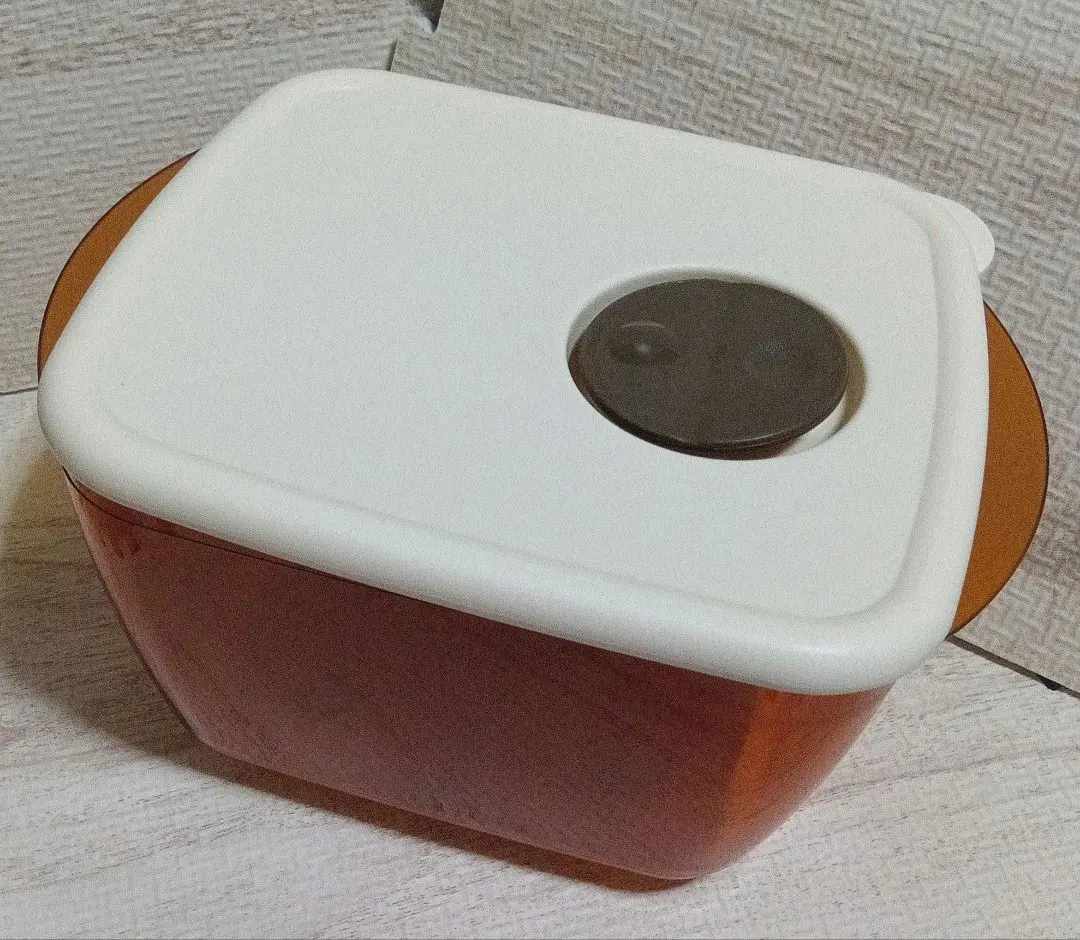 2026年最新】タッパーウェア ロックンサーブの人気アイテム - メルカリ