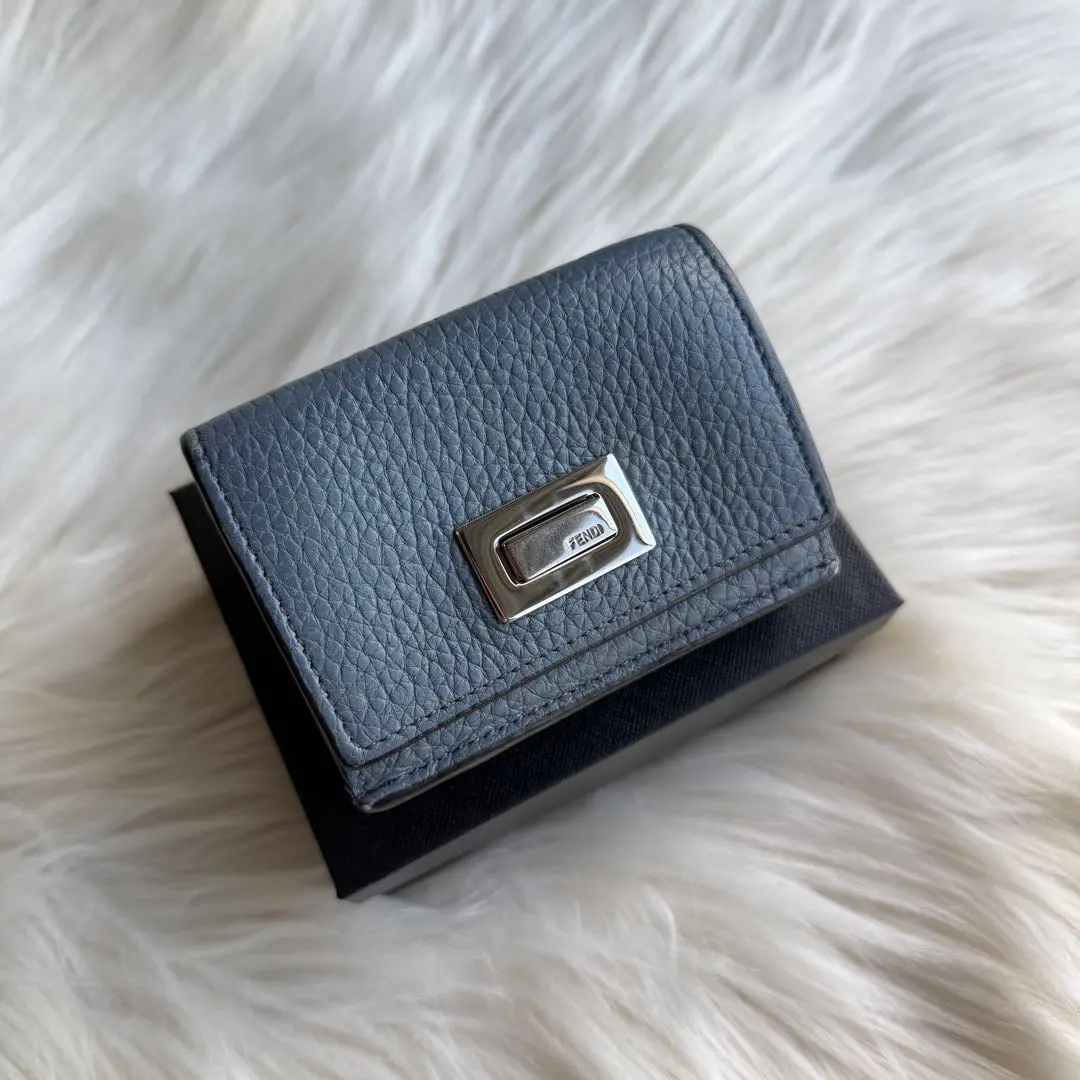 2026年最新】フェンディ FENDI マイクロピーカブーの人気アイテム