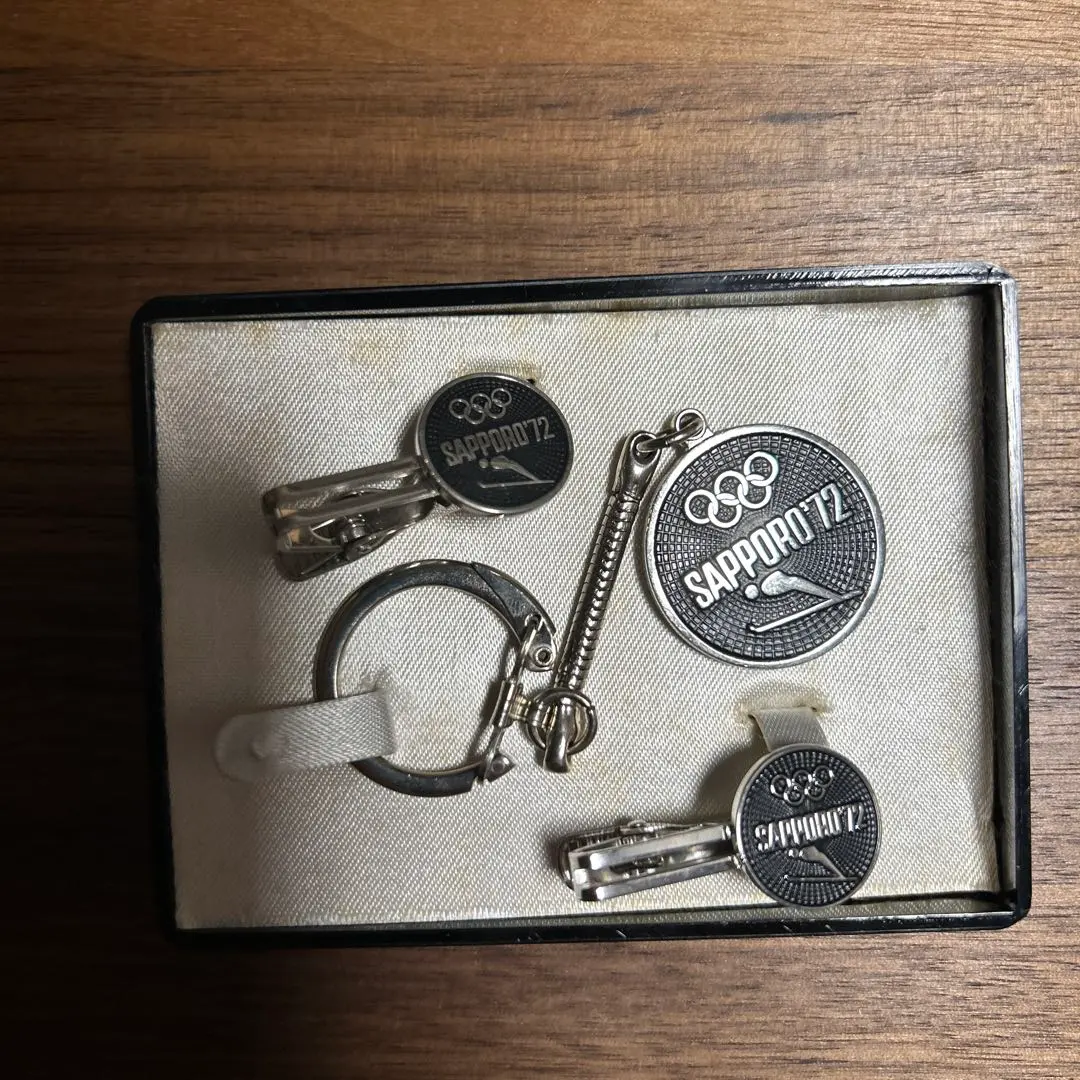 2026年最新】札幌オリンピック バッジの人気アイテム - メルカリ