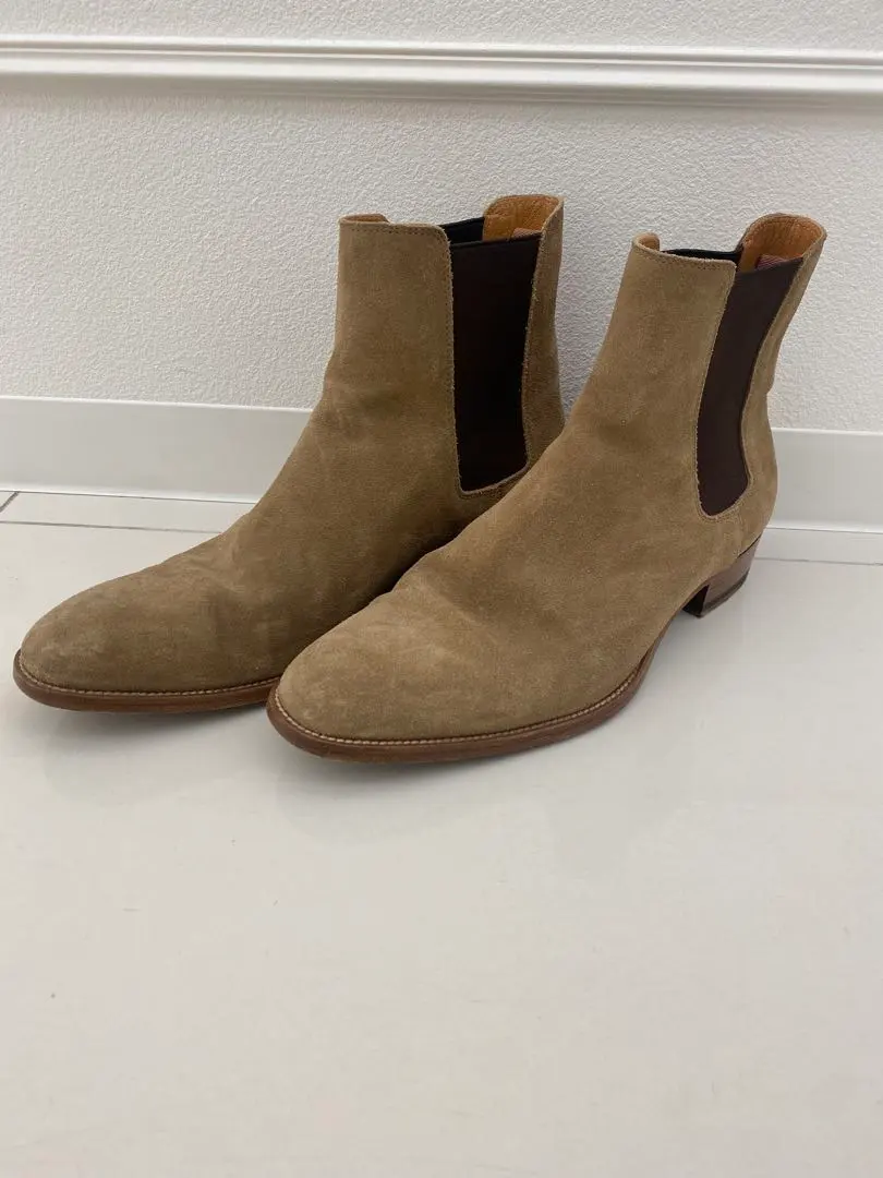 2026年最新】Saint Laurent サイドゴアブーツの人気アイテム - メルカリ