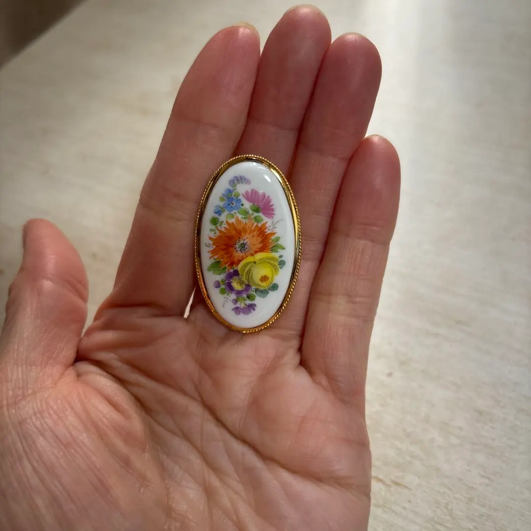 2026年最新】マイセン ブローチの人気アイテム - メルカリ