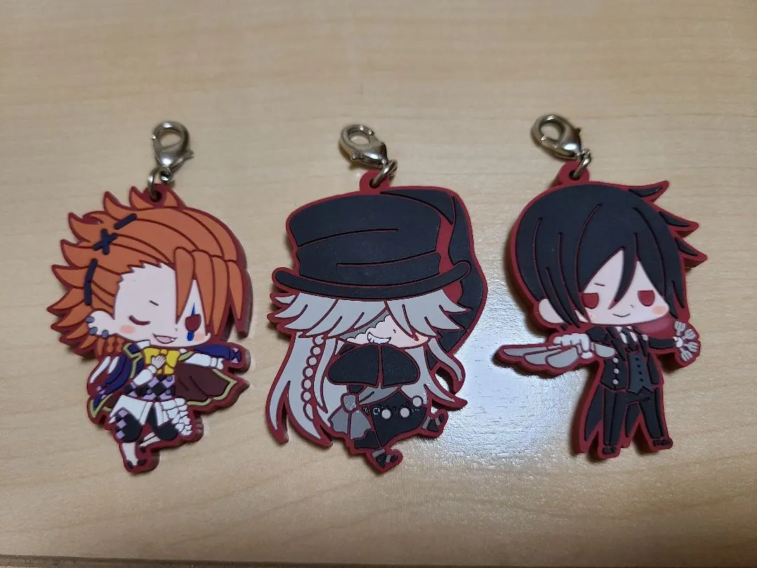 2026年最新】くじラック黒執事缶バッジの人気アイテム - メルカリ