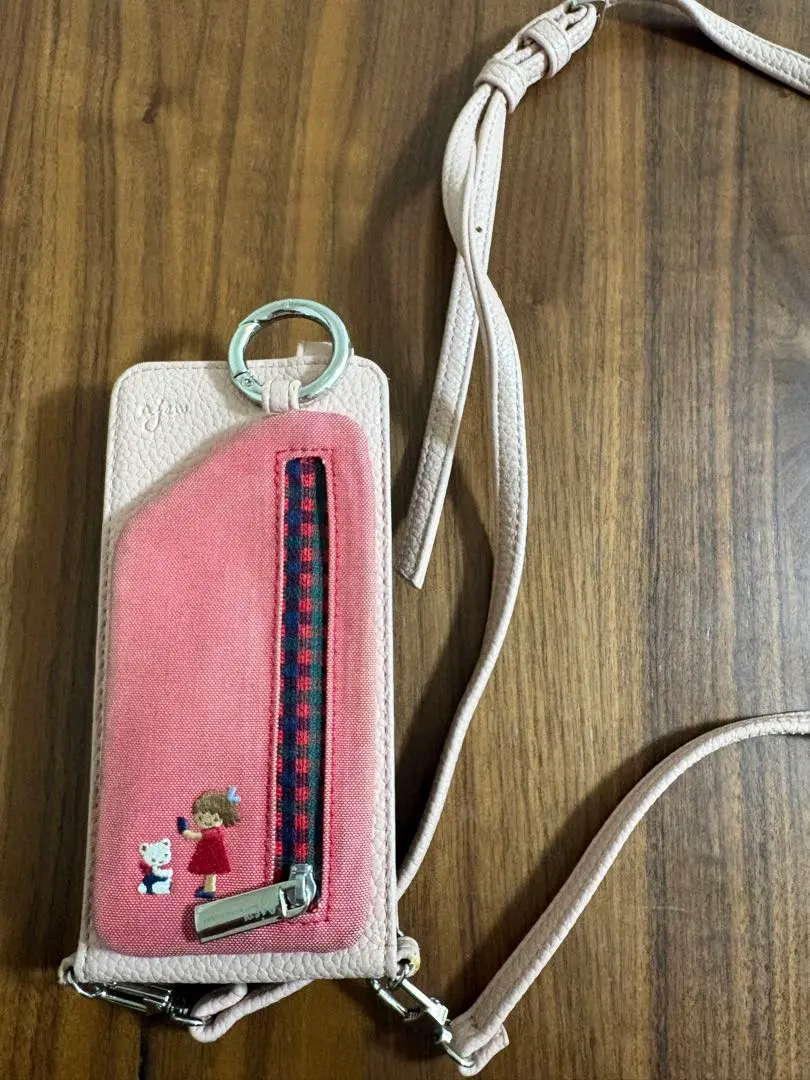 2026年最新】ファミリア ajew マルチケースの人気アイテム - メルカリ