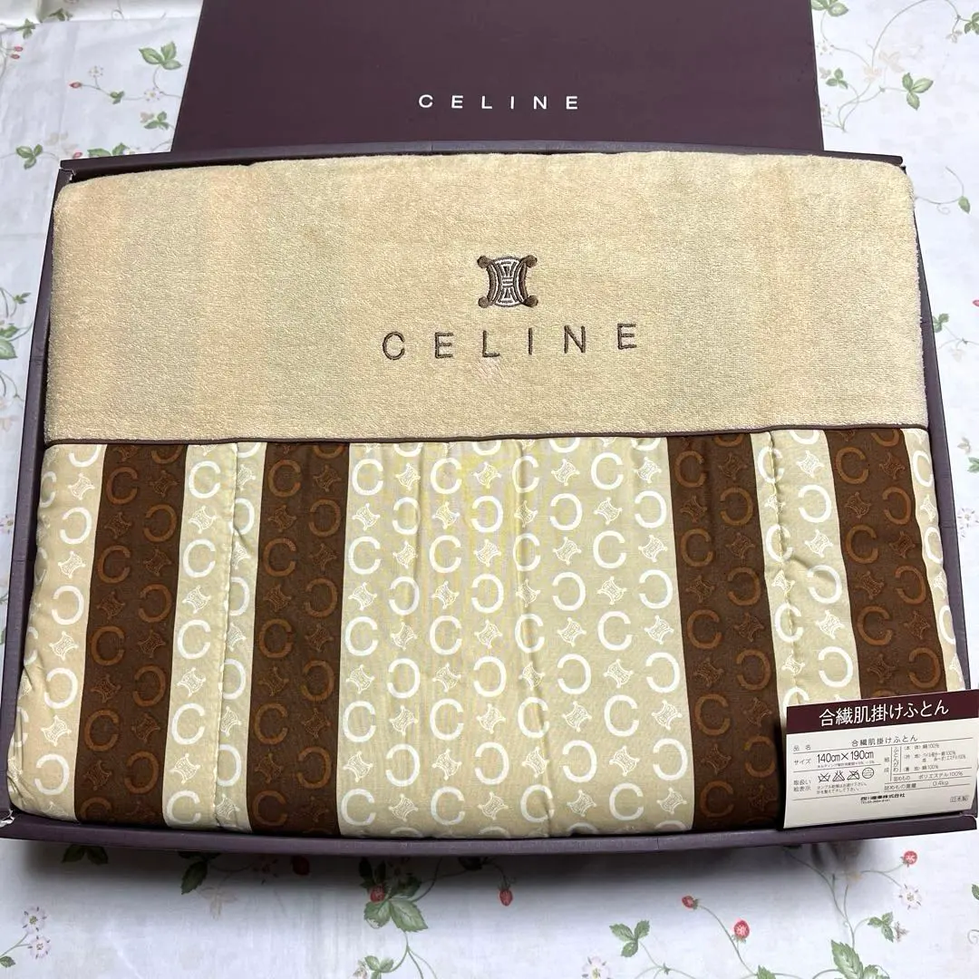 2026年最新】セリーヌこたつ布団の人気アイテム - メルカリ