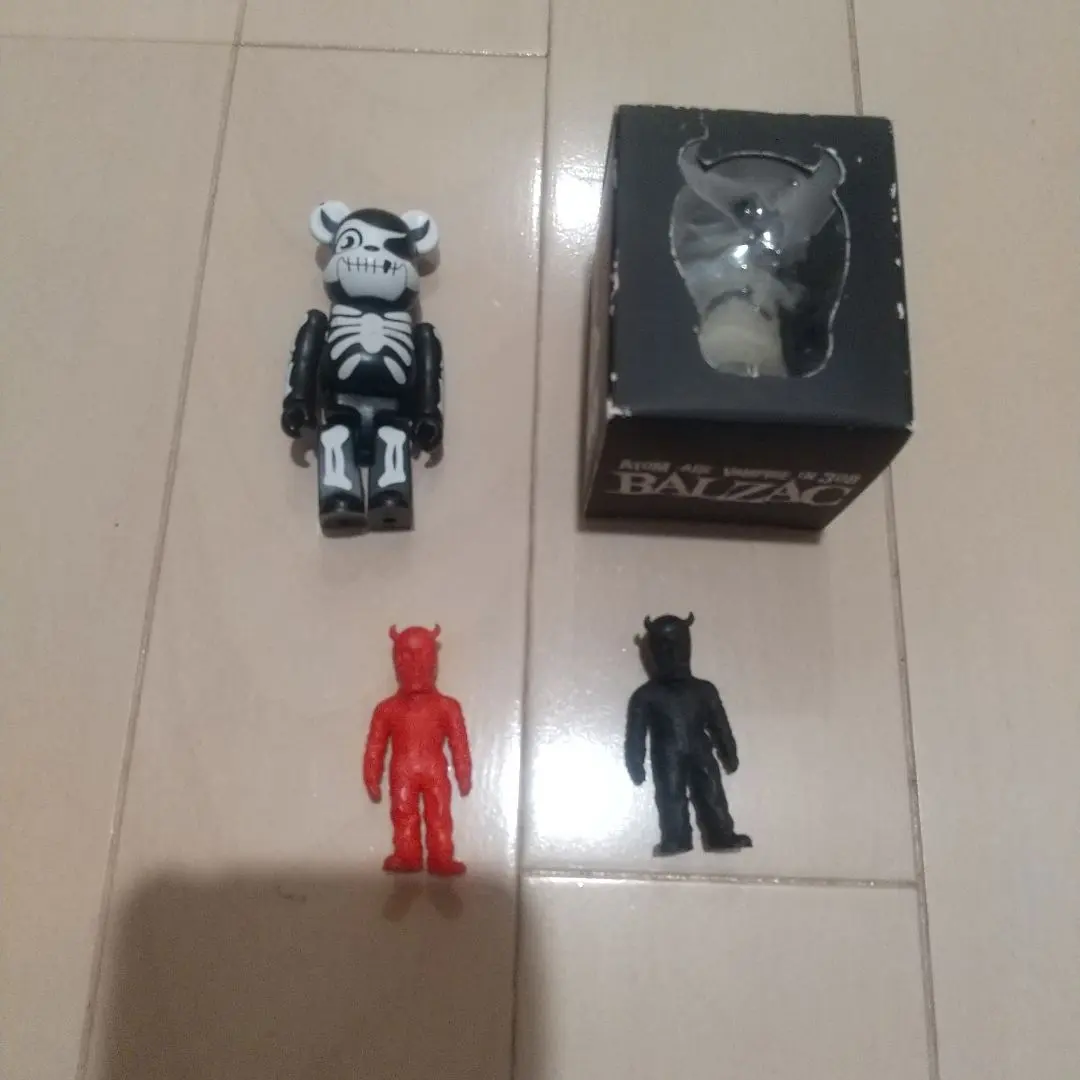 2026年最新】ベアブリック BALZACの人気アイテム - メルカリ