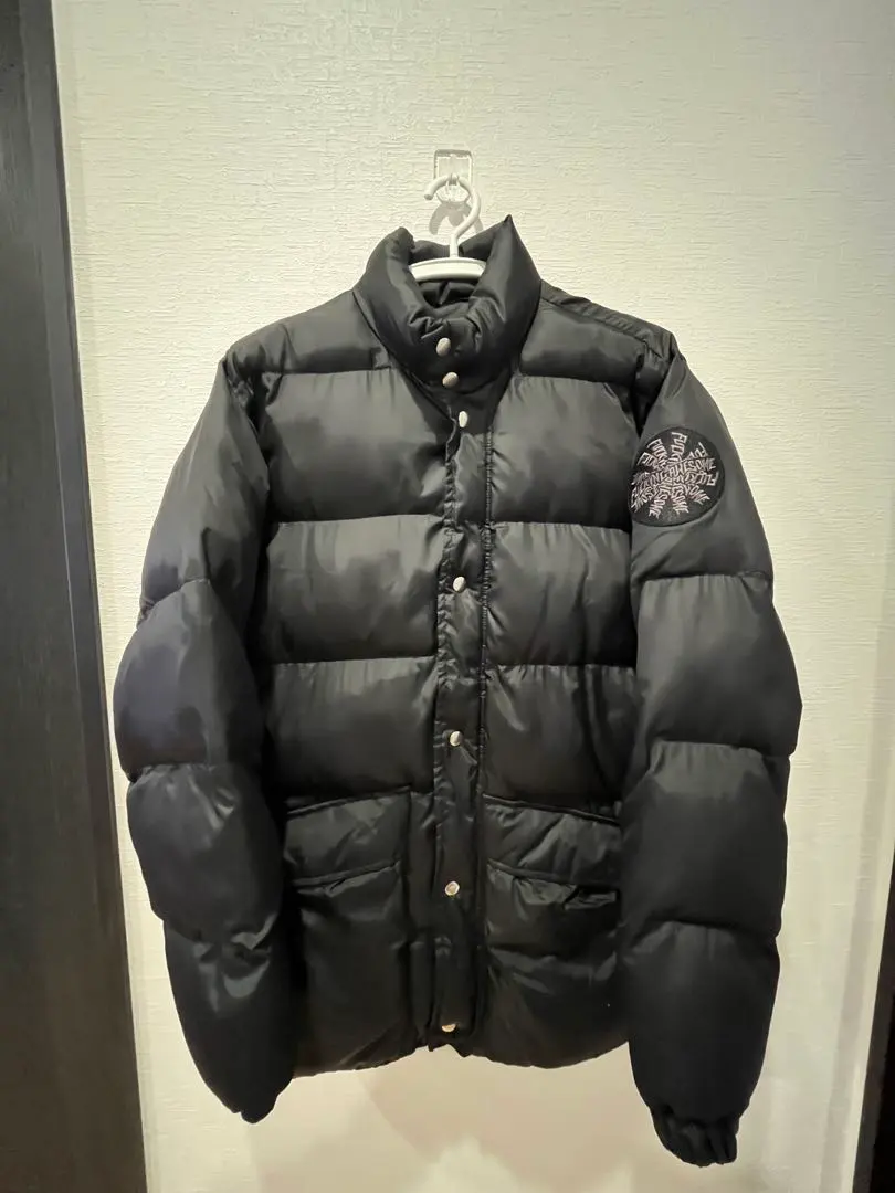 2026年最新】FUCKING awesome ダウンの人気アイテム - メルカリ