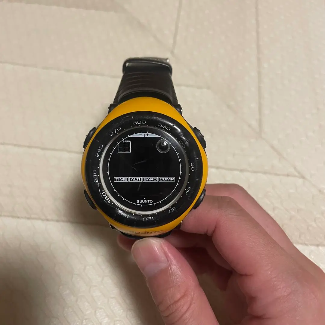 2026年最新】suunto vector イエローの人気アイテム - メルカリ